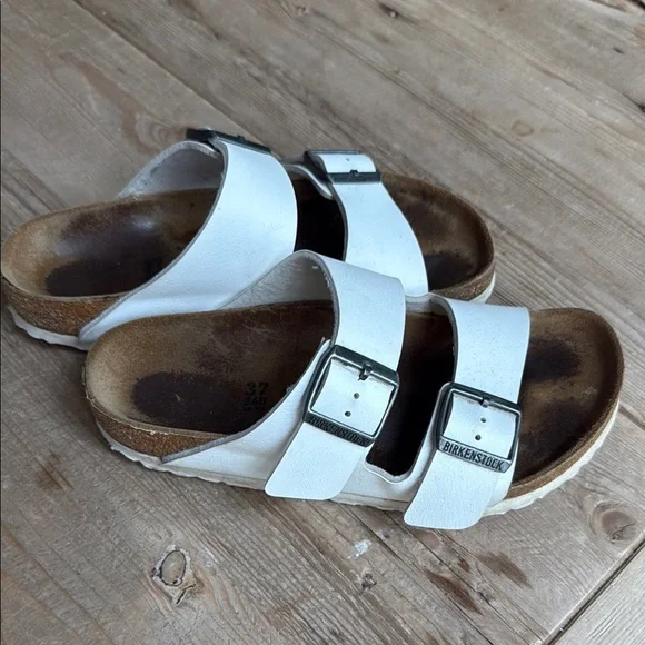 Birkenstock White Double Strap Sandals with Silver Buckles - Picture 4 of 6